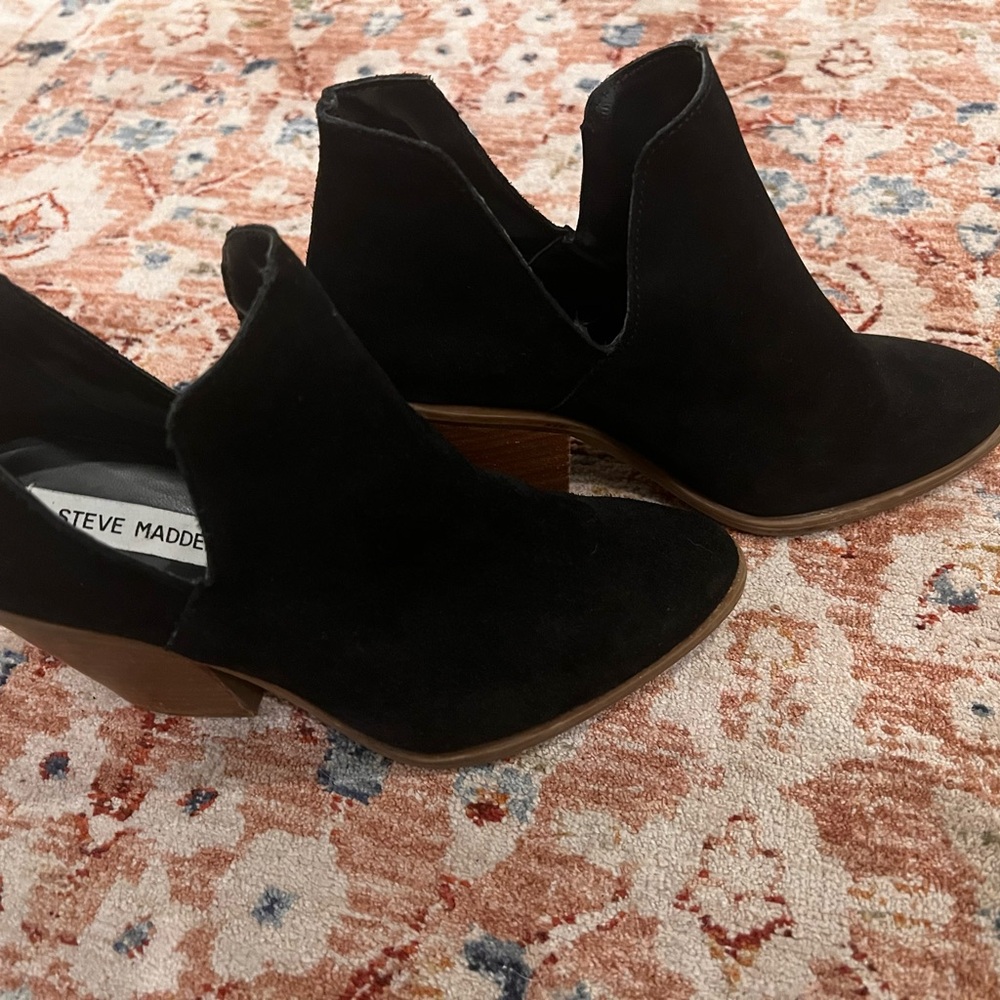 Steve Madden booties
